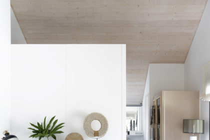Dormitorio con vestidor Casa XY, Arquitectura en madera