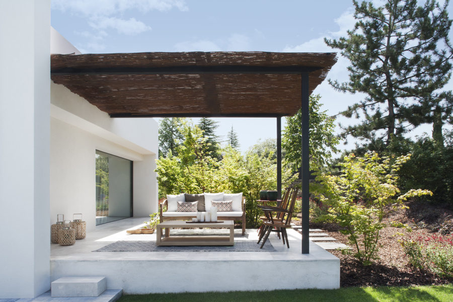 Porche de la reforma integral Vivienda en La Moraleja